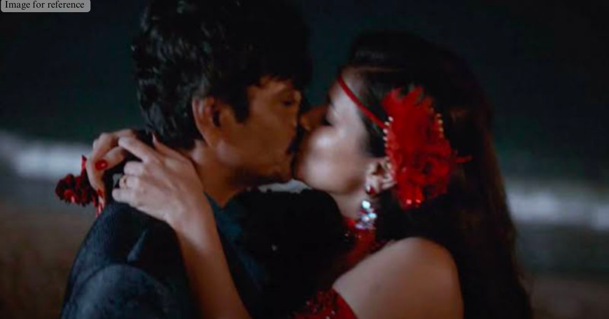 Netizens Show Anger On Lip Lock Scene Between Nawazuddin Siddiqui And Avneet Kaur: Tiku Weds Sheru